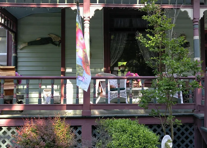 Hidden Springs Bed And Breakfast